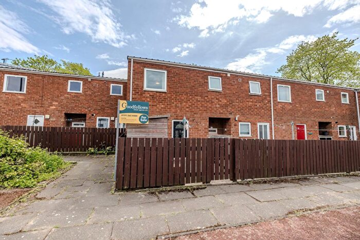 3 Bedroom Flat For Sale In Belvedere Court, Heaton, Newcastle Upon Tyne, NE6