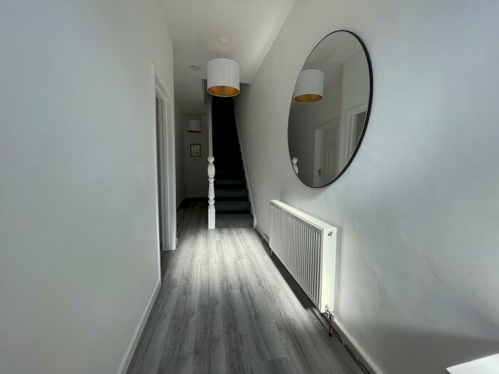 6 Bedroom House To Rent In Langdale Road, L15