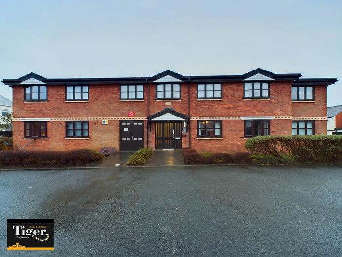 1 Bedroom Flat To Rent In Forrest Court, Pelham Avenue, Blackpool, FY3