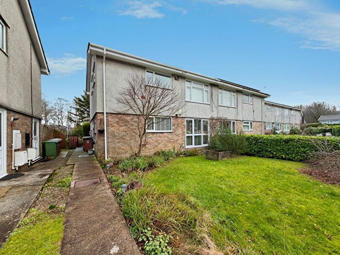 2 Bedroom Flat To Rent In Gwaun Hyfryd, Caerphilly, CF83