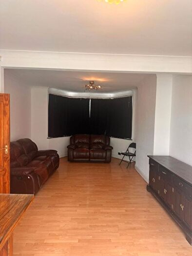 3 Bedroom Terraced House To Rent In Northolt Road, Harrow, HA2