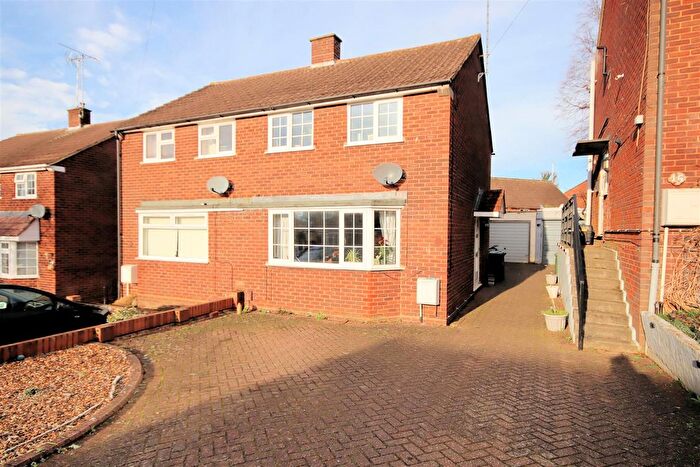 3 Bedroom Semi-Detached House To Rent In Vicarage Hill, Flitwick, Bedford, MK45