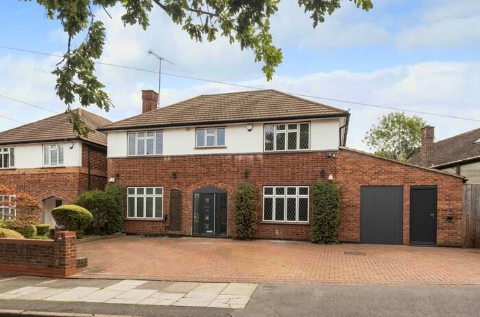 5 Bedroom Detached House To Rent In Cheney Street, Eastcote, Pinner, HA5