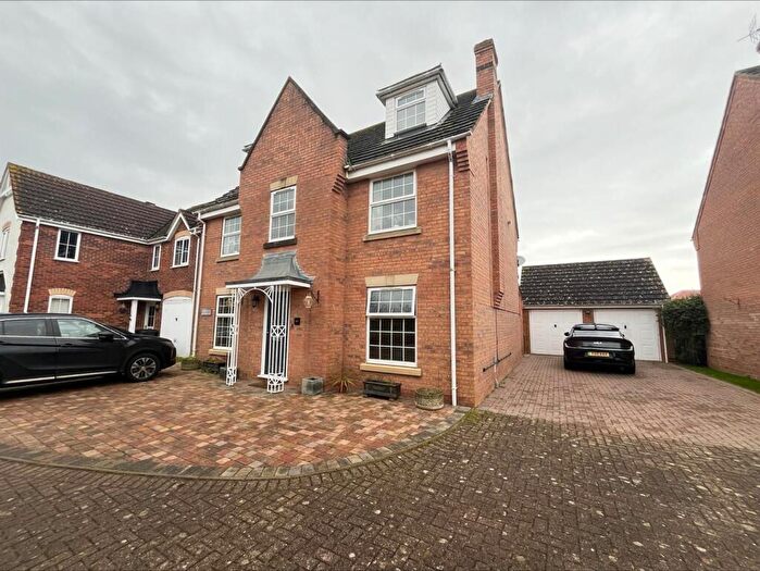 5 Bedroom Detached House For Sale In Eresbie Road, Louth, LN11
