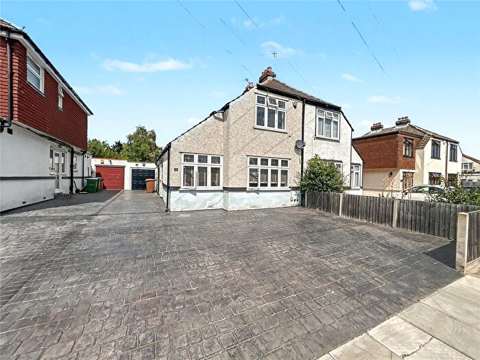 3 Bedroom Semi Detached House For Sale In Valliers Wood Road, Sidcup, DA15