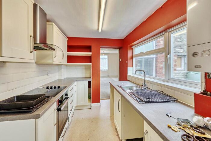 3 Bedroom Terraced House For Sale In The Green, Woodford, NN14