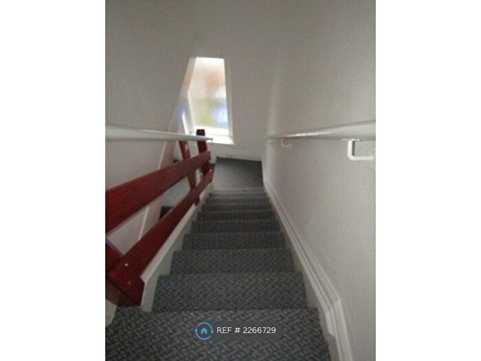 1 Bedroom Flat To Rent In Mayfield Ave, Blackpool, FY4