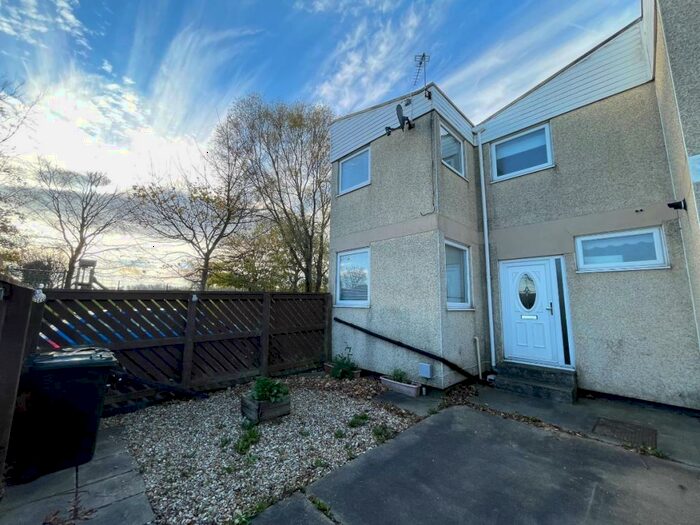 3 Bedroom Terraced House To Rent In Angus Close, Newcastle Upon Tyne., NE12