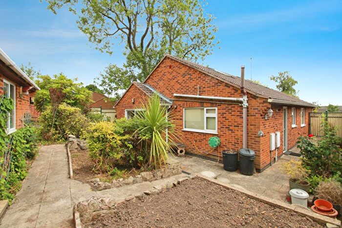 3 Bedroom Detached Bungalow For Sale In Poplar Avenue, Markfield, Leicestershire, LE67