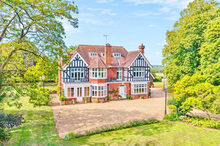 7 Bedroom Detached House For Sale In Soulbury, Buckinghamshire, LU7