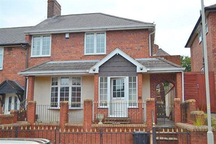 2 Bedroom End Of Terrace House To Rent In Brookdale, Dudley, DY3