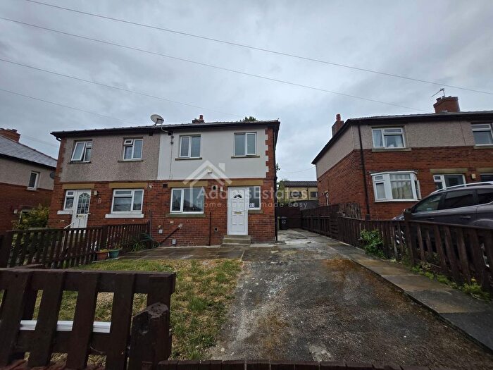 3 Bedroom Semi-Detached House For Sale In Laverhill, Liversedge, WF15