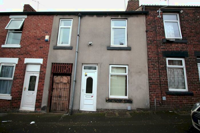 Terraced House To Rent In Fox Street, S61