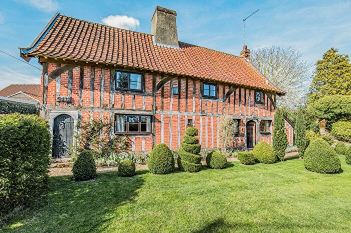 4 Bedroom Detached House For Sale In Magnificent Th Century Home With Bed Annexe In East Bilney, NR20