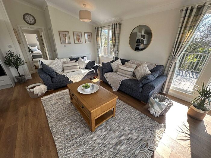 3 Bedroom Park Home For Sale In Camelford, PL32