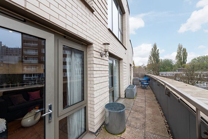 1 Bedroom Flat To Rent In Lawn Road, London, NW3