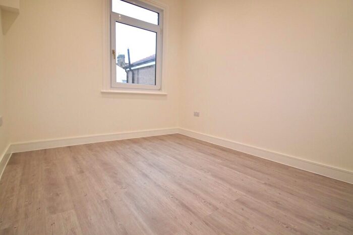 5 Bedroom Terraced House To Rent In Bebbington Road, London, SE18