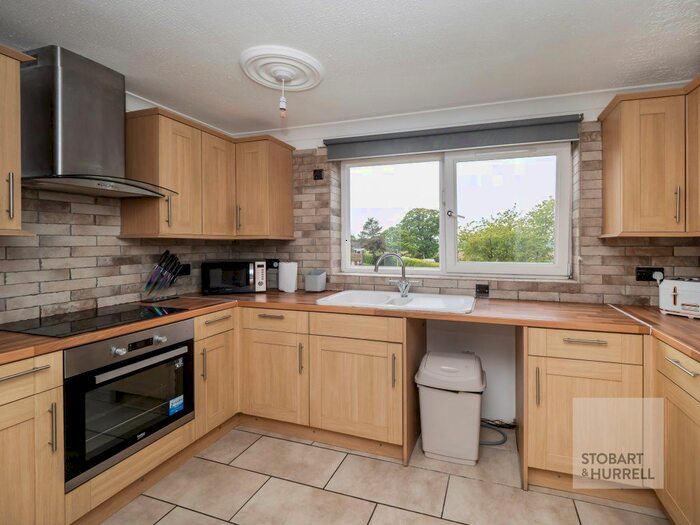 2 Bedroom Flat To Rent In Ormesby Road, Raf Coltishall, Norwich NR10