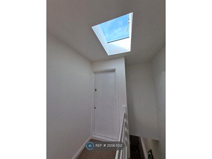 1 Bedroom Flat To Rent In St. James Way, Sidcup, DA14