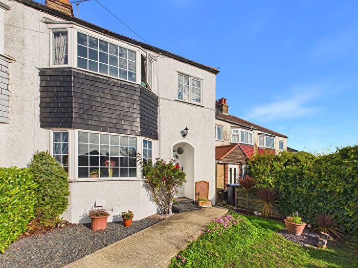 3 Bedroom Semi-Detached House For Sale In Crow Hill, Broadstairs, CT10