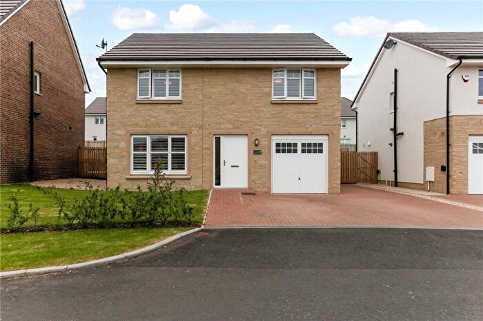 5 Bedroom Detached House For Sale In Randall Drive, Hamilton, South Lanarkshire, ML3
