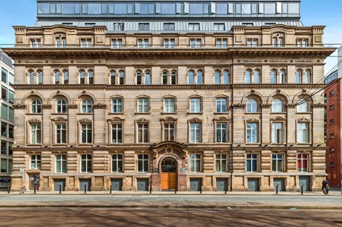 2 Bedroom Apartment To Rent In Aytoun Street, Manchester, Greater Manchester, M1