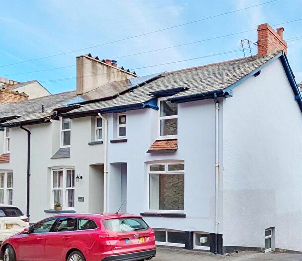 3 Bedroom Terraced House For Sale In Cross Street, Lynton, EX35