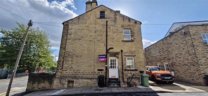 2 Bedroom Semi-Detached House For Sale In Arthur Street, Farsley, Pudsey, LS28