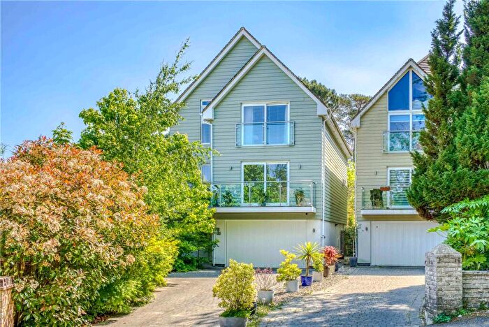 5 Bedroom Detached House For Sale In Delhi Close, Lower Parkstone, Poole, BH14