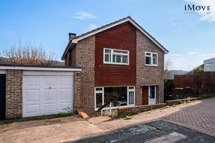 4 Bedroom Terraced House For Sale In Osprey Gardens, South Croydon, CR2