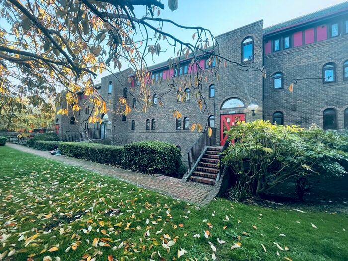 2 Bedroom House To Rent In The Drive, Peterborough, PE3