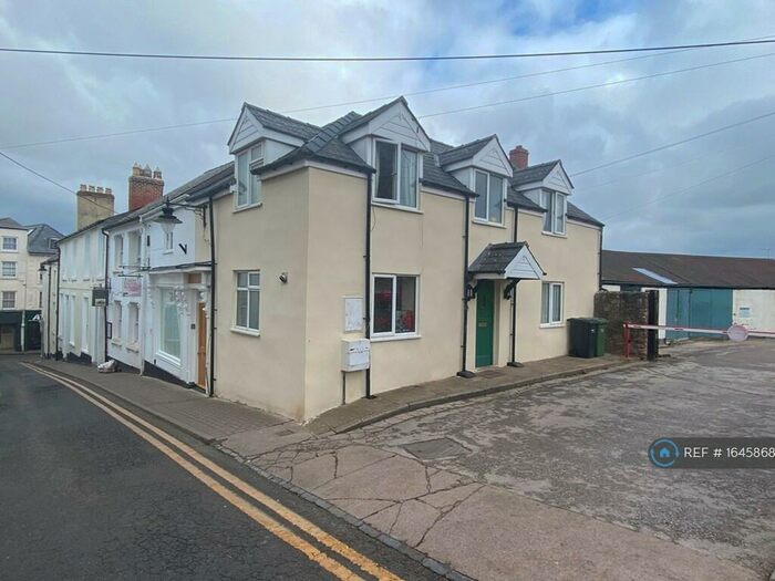2 Bedroom Semi-Detached House To Rent In Church Street, Ross-On-Wye, HR9
