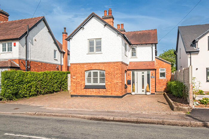 3 Bedroom Detached House For Sale In Efflinch Lane, Barton-Under-Needwood, DE13