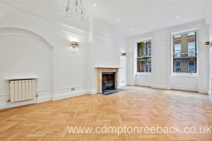 4 Bedroom Flat To Rent In Nottingham Place, Marylebone, W1U