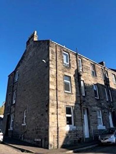 1 Bedroom Flat To Rent In F Victoria Terrace, Dunfermline, KY12