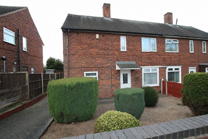 3 Bedroom Semi Detached House To Rent In Hanslope Crescent, Nottingham, Nottinghamshire, NG8