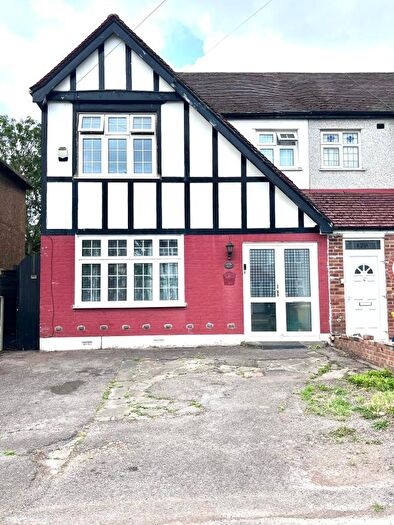 3 Bedroom Semi-Detached House To Rent In Otley Drive, Ilford, IG2