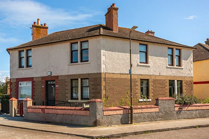 2 Bedroom Flat For Sale In Goose Green Crescent, Musselburgh, EH21
