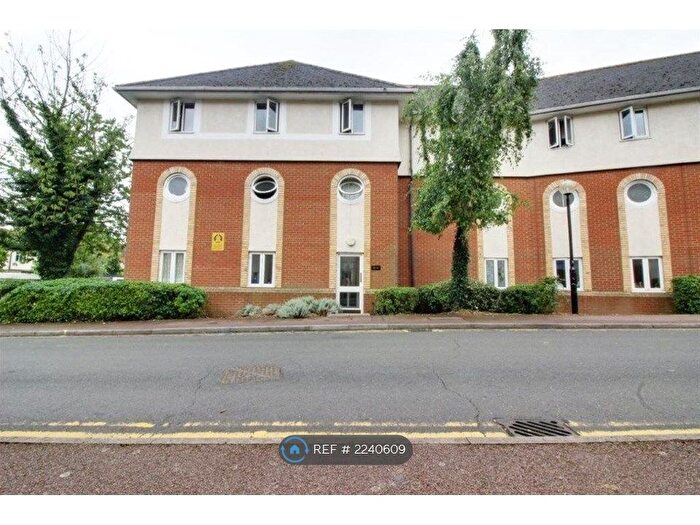 1 Bedroom Flat To Rent In Hatfield, Hertfordshire, AL10