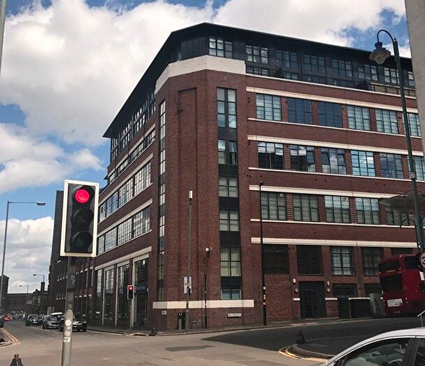 2 Bedroom Flat To Rent In Abacus Building, Digbeth, B12