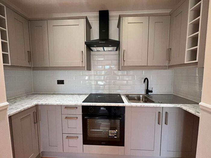 1 Bedroom Flat For Sale In Lodge Lane, North Grays, Grays, RM16
