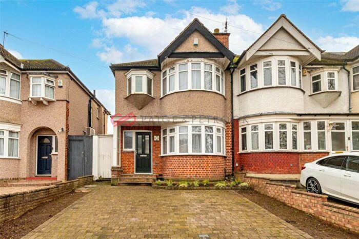 3 Bedroom Semi-Detached House To Rent In Waverley Road, Raynerslane, HA2