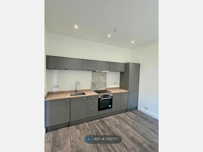 1 Bedroom Flat To Rent In Alexandra Street, Dunfermline, KY12