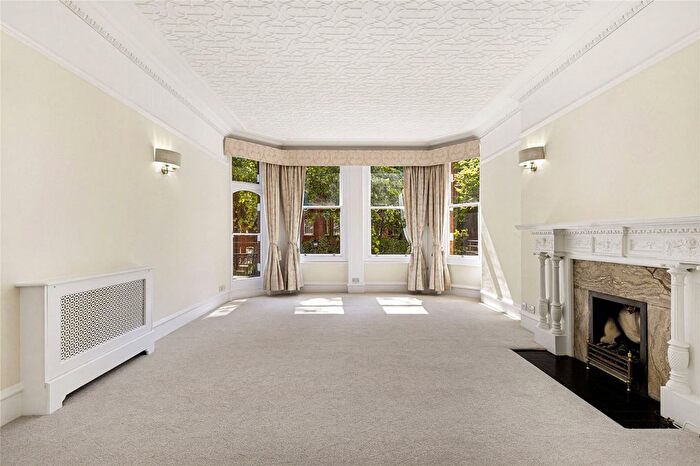 2 Bedroom Flat To Rent In Ashley Gardens, Thirleby Road, Westminster, London, SW1P