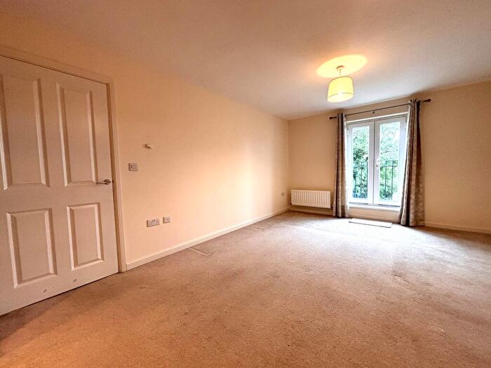 2 Bedroom Apartment To Rent In Brean Road, Swindon, Wiltshire, SN25