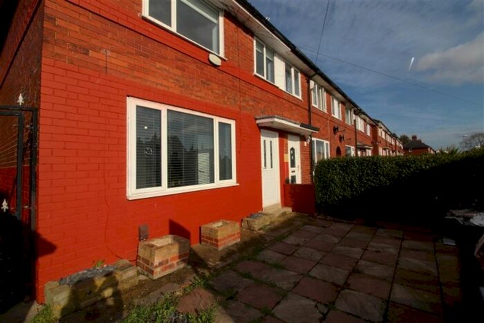3 Bedroom Terraced House To Rent In Victoria Park Grove, Bramley, Leeds, LS13