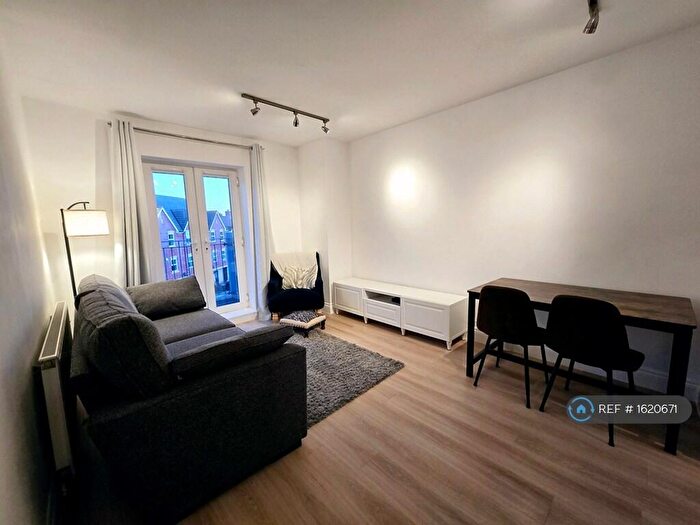 2 Bedroom Flat To Rent In Mazurek Way, Swindon, SN25