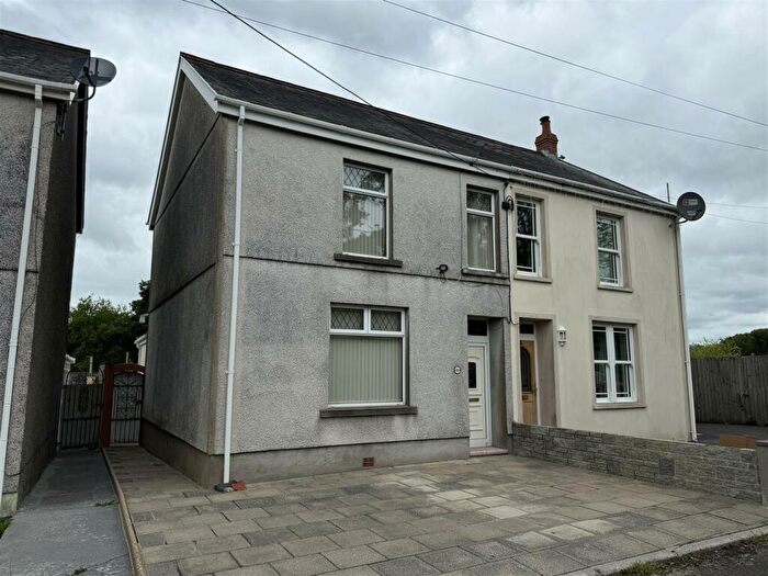 3 Bedroom Semi-Detached House For Sale In Bethesda Road, Tumble, Llanelli, SA14