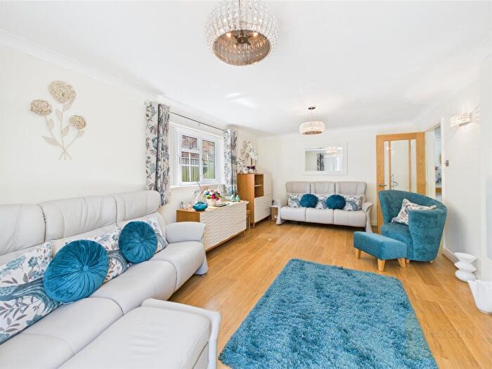 2 Bedroom Detached Bungalow For Sale In Kingscote Close, Gloucester, GL3