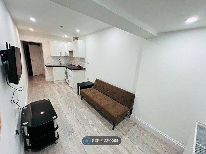 1 Bedroom Flat To Rent In Goodmayes Lane, Ilford, IG3